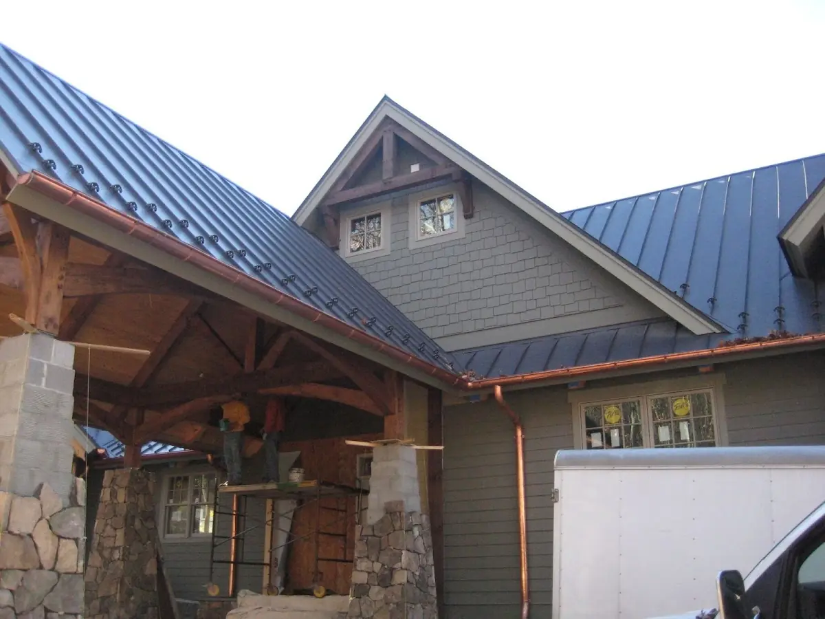 Craftsman Roofing team delivering quality roofing work in Hamilton